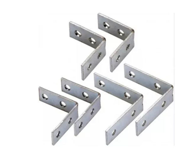 ANGULO BRUFER GALVANIZADO 1X1CM