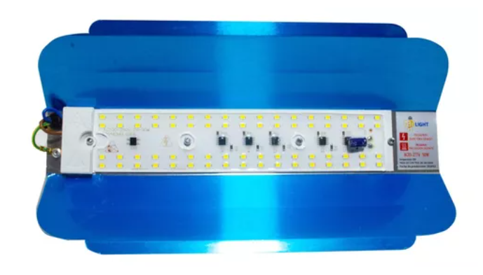 REFLECTOR ULTRALIVIANO 50W