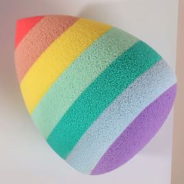 ESPONJA DE MAQUILLAJE MIRACLE WOMAN ARCOIRIS