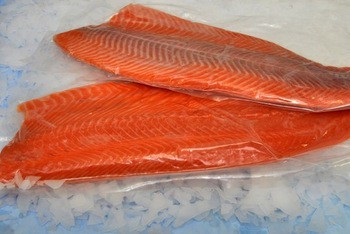SALMON EN FILET X KG AL VACIO